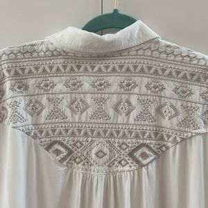 Vintage America Blues Ivory Long Flowy Blouse with Incredible Embroidery XL